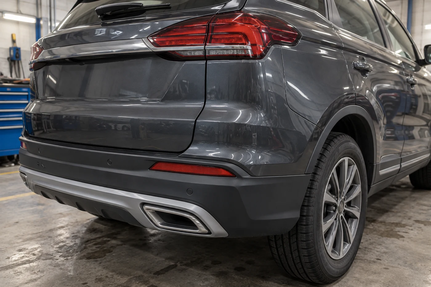 Кузовной центр - atlas-bumper-detail Задний бампер Geely Atlas Pro | Замена бампера Geely Atlas